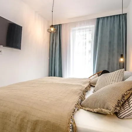 Baltic Marina 19 Z Parkingiem, Jacuzzi, Sauna I Silownia *